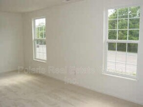 8343 Clayhurst Dr in Indianapolis, IN - Building Photo - Building Photo
