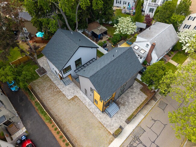 95 Griswold St, Unit 95 in Cambridge, MA - Foto de edificio - Building Photo
