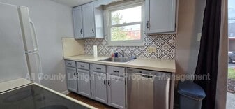 405 S St George St in Allentown, PA - Building Photo