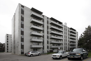 707-711 Finch Ave W Apartments