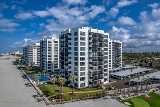 Valencia Residences in Venice, FL - Building Photo - Building Photo