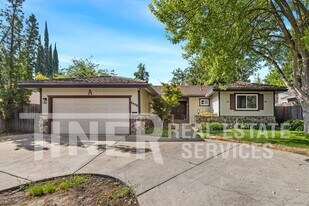 6406 Winding Way in Carmichael, CA - Building Photo