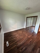 7809 Prairie Ave in Urbandale, IA - Building Photo - Building Photo