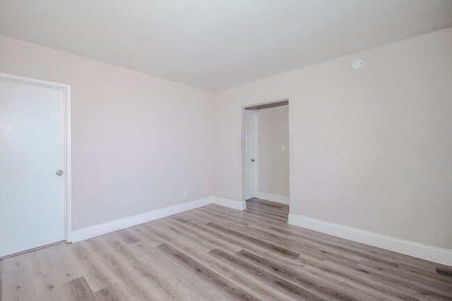 1131-1135 E. 4th St.