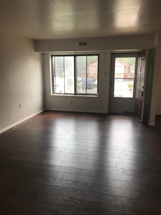 property at 1801 Laurel Rd