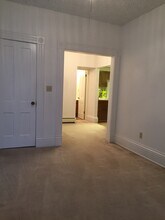 406 Poplar St, Unit Upper -Unit B in Warren, PA - Building Photo - Building Photo