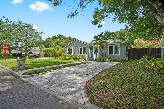 719 W Woodlawn Ave in Tampa, FL - Building Photo - Building Photo