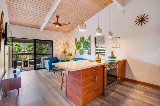 4435 Lower Honoapiilani Rd in Lahaina, HI - Building Photo - Building Photo