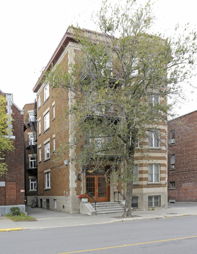 1035 Bernard in Montréal, QC - Building Photo - Primary Photo