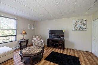 Seabury Cooperative in New Haven, CT - Foto de edificio - Interior Photo