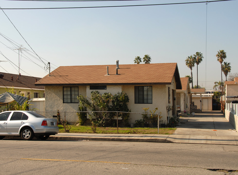 833-839 Neptune Ave in Los Angeles, CA - Building Photo