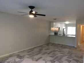 3491 County Barn Rd in Naples, FL - Building Photo - Building Photo
