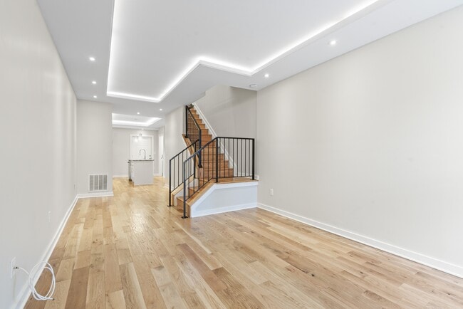 property at 335 S Chester St