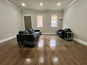 1920 Cambridge St in Philadelphia, PA - Building Photo - Building Photo