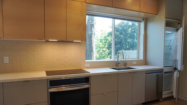 4438 Jasper St, Unit 1/2 in Los Angeles, CA - Building Photo - Building Photo