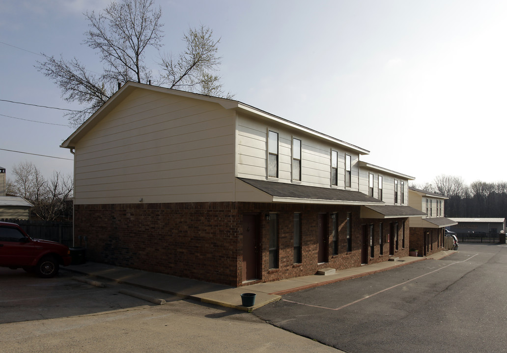 Overview Apartments in Jacksonville, AR - Foto de edificio