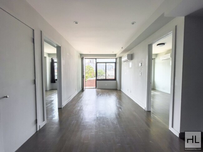 Bushwick Avenue / Spacious 2-Bed 1-Bath in Brooklyn, NY - Building Photo - Building Photo