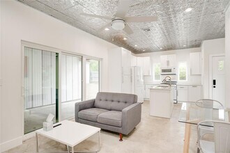 2801 Cedarview Dr in Austin, TX - Building Photo - Building Photo