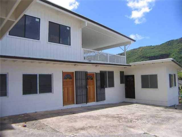 2333 Palolo Ave in Honolulu, HI - Building Photo - Building Photo