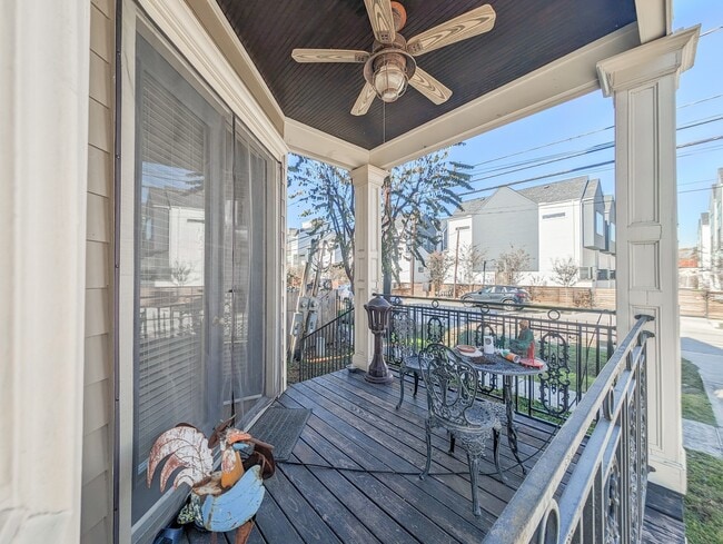 property at 1126 W 17th St