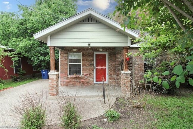 property at 5411 Hudson St