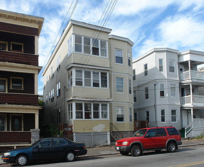 312-314 Lawrence St in Lawrence, MA - Foto de edificio - Building Photo