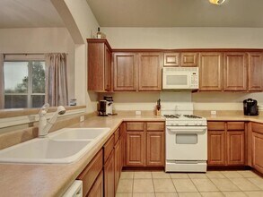 1841 Amberwood Loop in Kyle, TX - Building Photo - Building Photo