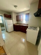 95 Alexander St in Newark, NJ - Building Photo - Building Photo