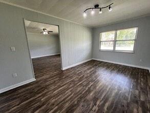 15594 Co Rd 136 in Live Oak, FL - Building Photo - Building Photo