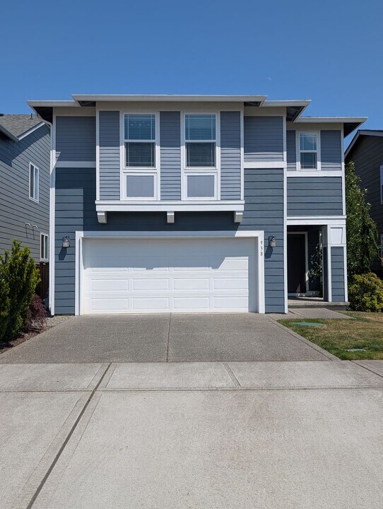 938 Burwood St SE in Lacey, WA - Building Photo