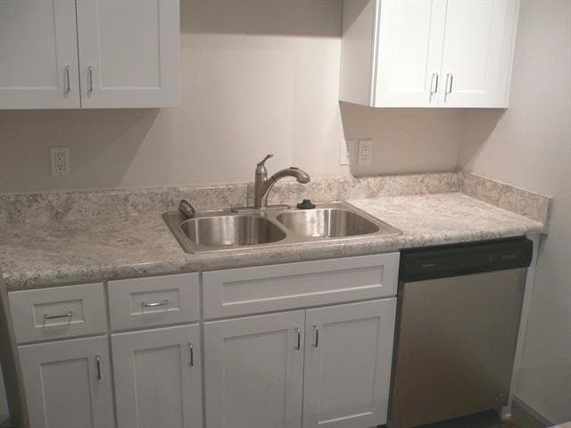 9820 Park Ln Pl in Dallas, TX - Building Photo - Building Photo