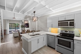 50 Emerald Woods Dr in Naples, FL - Building Photo - Building Photo
