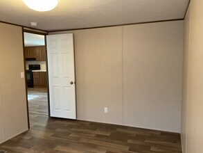 1105 Chattanooga Ave in Llano, TX - Building Photo - Building Photo