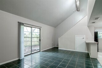 26620 Primrose Ct in Huntsville, TX - Building Photo - Building Photo