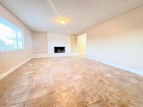2204 Isabelle Ave in Las Vegas, NV - Building Photo - Building Photo