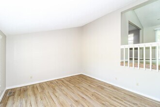 6801 Autumnhill Ln in Bartlett, TN - Building Photo - Building Photo