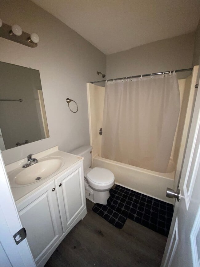 property at 212 Macon St