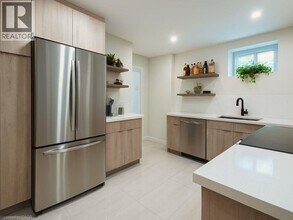 368 Mountain Brow Blvd in Hamilton, ON - Building Photo - Building Photo