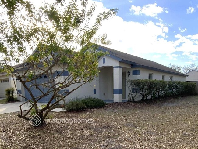 7464 Oxford Garden Cir in Apollo Beach, FL - Building Photo - Building Photo