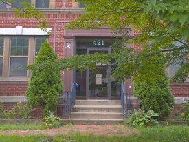 421 Wethersfield Ave in Hartford, CT - Building Photo