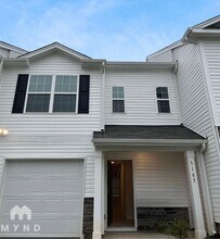 5163 Hyrule Dr in Charlotte, NC - Building Photo - Building Photo