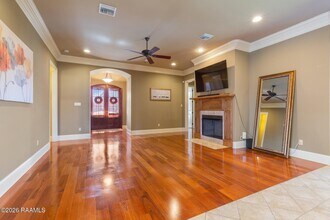 814 Flambant Dr in Broussard, LA - Building Photo - Building Photo