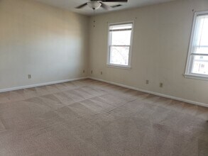 4775 Marlwood Way in Virginia Beach, VA - Building Photo - Building Photo