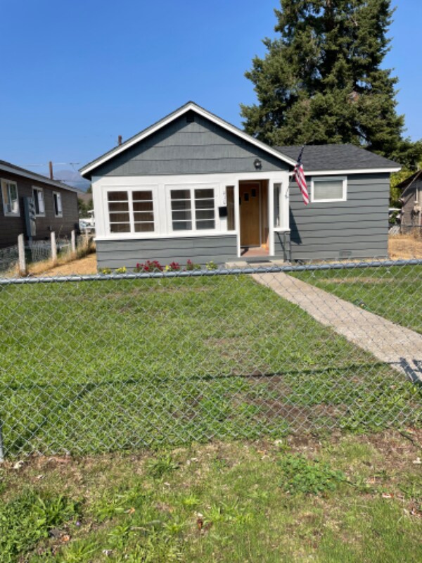 property at 410 Dakota Ave