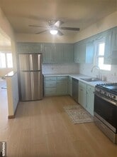 370 Henry St in Fairview, NJ - Building Photo - Building Photo