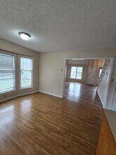 6642 W 152nd St in Overland Park, KS - Building Photo - Building Photo