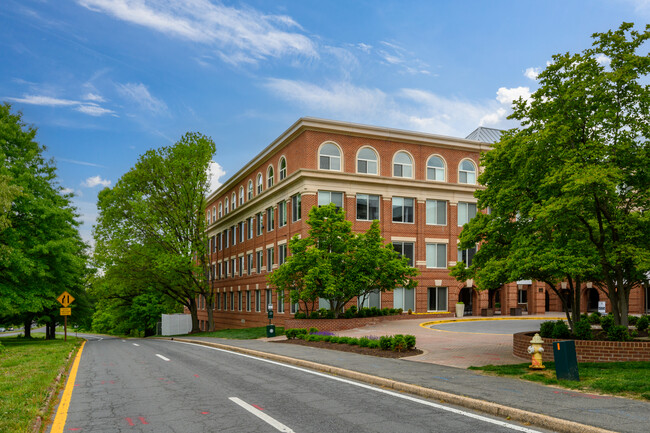 Towngate North in Alexandria, VA - Building Photo - Building Photo