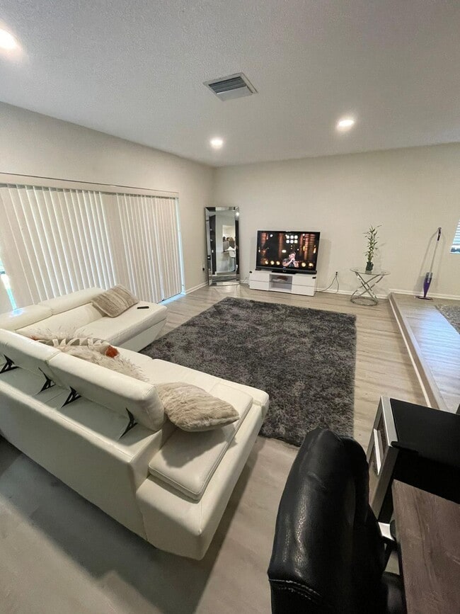 2707 Lowson Blvd in Delray Beach, FL - Building Photo - Building Photo