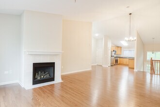 3159 Saganashkee Ln in Naperville, IL - Building Photo - Building Photo