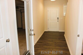 17 Apricot Ln in Duncan, SC - Building Photo - Building Photo